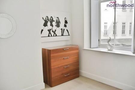 2 bedroom Flat to let in Imperial Apartments, Ocean Village, SO14