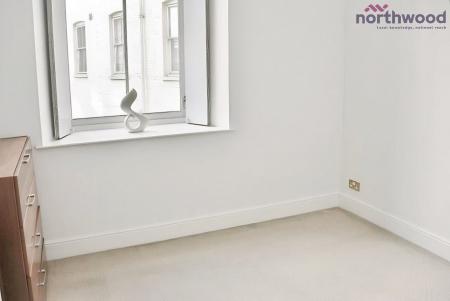 2 bedroom Flat to let in Imperial Apartments, Ocean Village, SO14