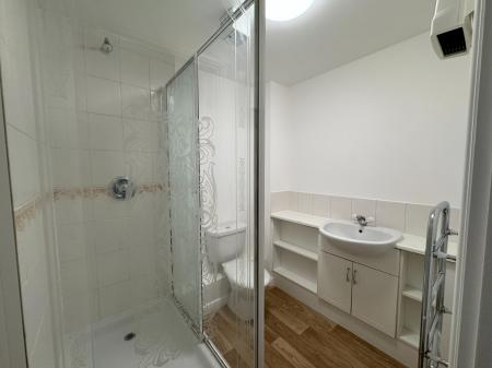 2 bedroom Ground floor flat to let in Clausentum House, Hawkeswood Road, SO18