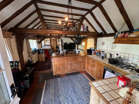 1 bedroom Cottage to let in The Coach House, Oakhill, SO31