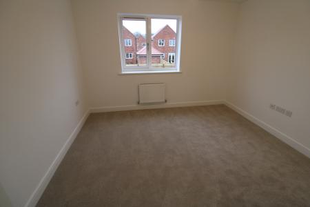 4 bedroom Detached house to let in Apollo Crescent, Burlesdon, SO31