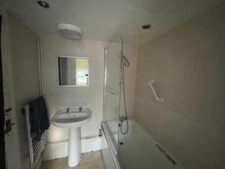 1 bedroom House share to let in Alfred Street, SO14