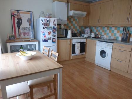 1 bedroom Flat to let in Radstock Road, Woolston, SO19