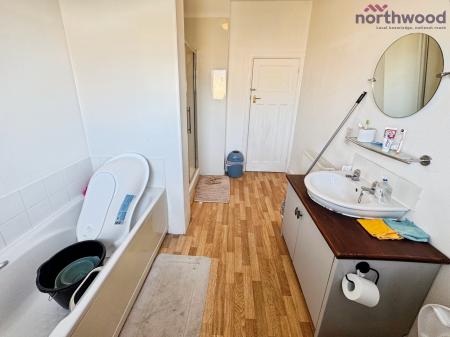 2 bedroom Semi-detached house to let in South Mill Road, Regents Park, SO15