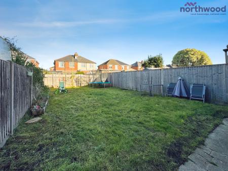 2 bedroom Semi-detached house to let in South Mill Road, Regents Park, SO15