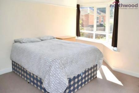 1 bedroom House share to let in Milton Road, SO15