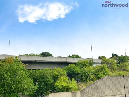 1 bedroom Studio flat to let in Oakbank Road, SO19