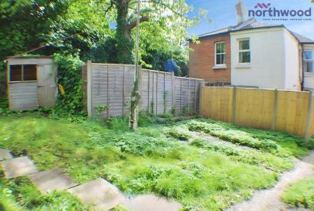 1 bedroom Flat to let in Milton Road, SO15