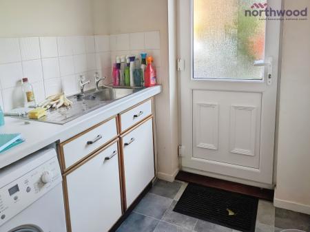 3 bedroom Town house to let in Terminus Terrace, Ocean Village, SO14