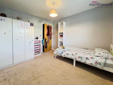 2 bedroom Flat to let in Chandlers Gate, Chandlers Ford, SO53