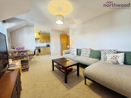 2 bedroom Flat to let in Chandlers Gate, Chandlers Ford, SO53