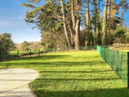 3 bedroom Semi-detached house to let in Golf Course Cottages, SO16