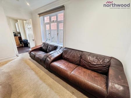 1 bedroom House share to let in Wilton Road, SO15