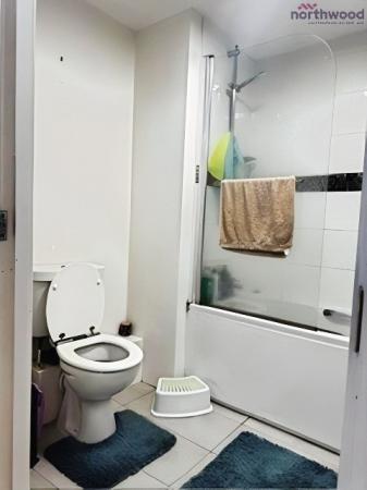 2 bedroom Flat to let in Coxford Road, Southampton, SO16