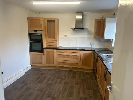 3 bedroom Terraced House to let in Glenmere, Basildon, SS16