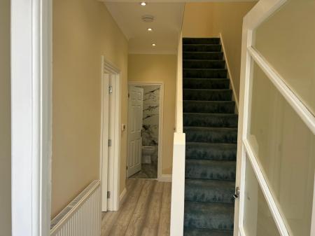 3 bedroom Semi-detached house to let in Westbury Road, Southend-on-Sea, SS2