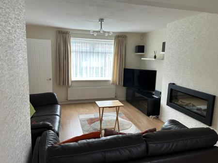 3 bedroom Terraced House to let in Wellstye Green, Basildon, SS14