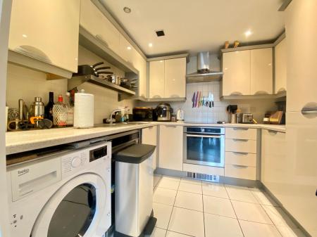 2 bedroom Flat for sale in Middlewood Street, Salford, M5