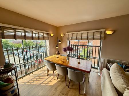 2 bedroom Flat for sale in Chapeltown Street, Manchester, M1