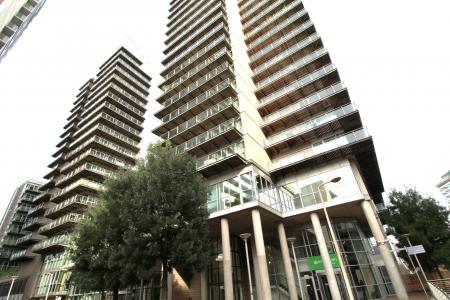 2 bedroom Flat for sale in Clowes Street, Salford, M3