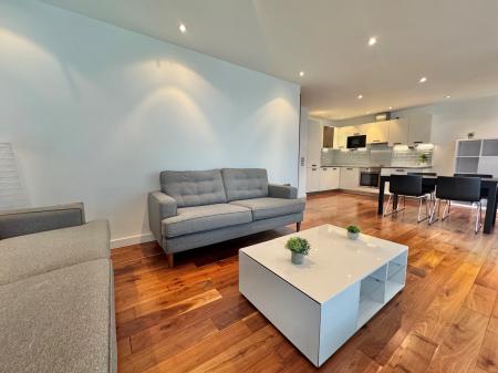 2 bedroom Flat for sale in Clowes Street, Salford, M3