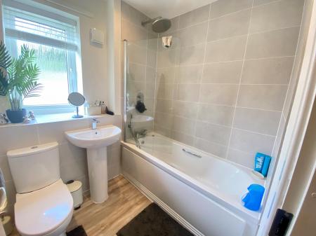 3 bedroom Semi-detached house for sale in Oak Road, Partington, M31