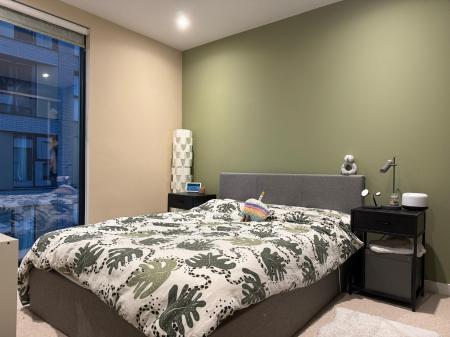 1 bedroom Flat for sale in Red, Salford, M50