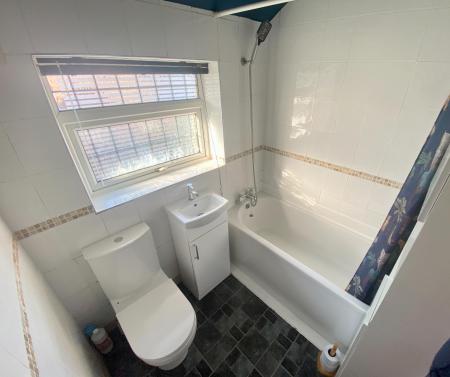 3 bedroom End of terrace house for sale in Stamford Avenue, Altrincham, WA14