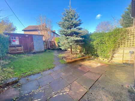 3 bedroom End of terrace house for sale in Stamford Avenue, Altrincham, WA14