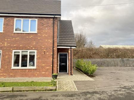 Station Road, Stretford, M32