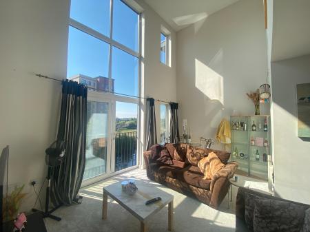 3 bedroom Flat for sale in Woden Street, Salford, M5