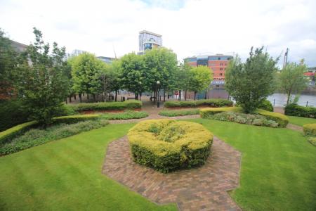 2 bedroom Flat to let in Labrador Quay, Salford Quays, Salford, M50