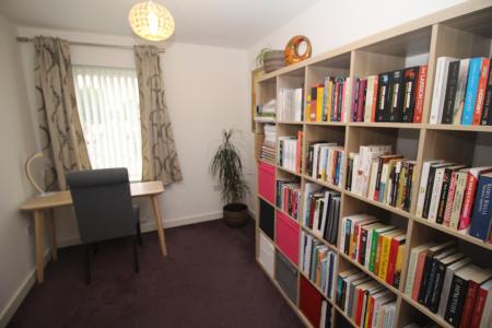 Liverpool Street, Salford, M6