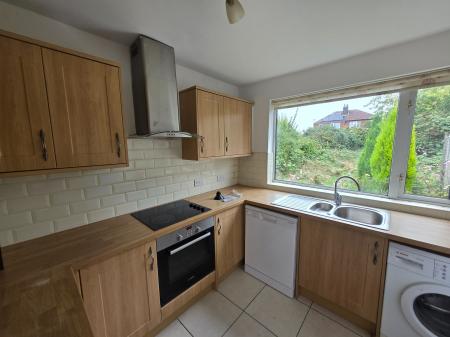 3 bedroom Semi-detached house to let in Manor Road, Salford, M6