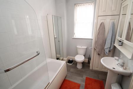 2 bedroom Terraced House to let in Matlock Street, Eccles, M30