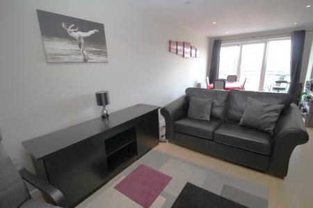 2 bedroom Flat for sale in The Quays, Salford Quays, Salford, M50