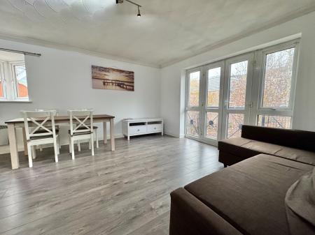 2 bedroom Flat for sale in The Quays, Salford Quays, Salford, M50