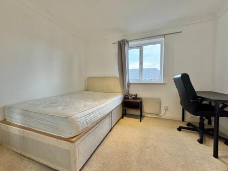 2 bedroom Flat to let in The Quays, Salford Quays, Salford, M50