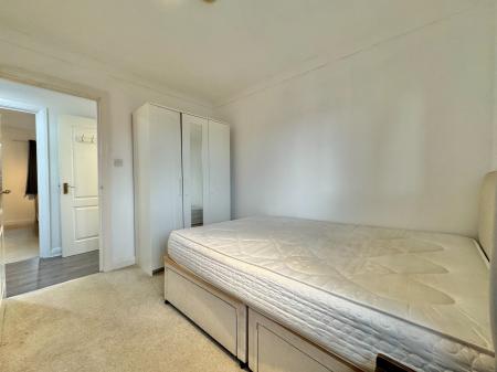 2 bedroom Flat to let in The Quays, Salford Quays, Salford, M50