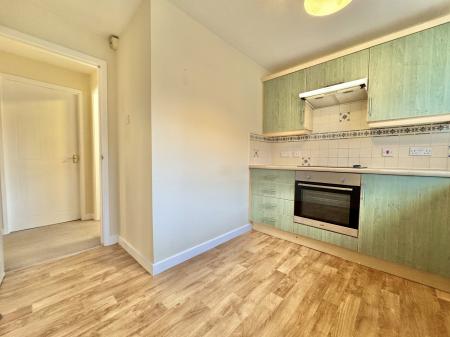 2 bedroom Flat for sale in Georgette Drive, Salford, M3