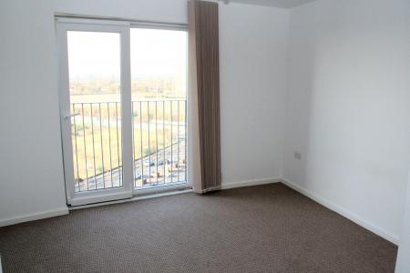 2 bedroom Flat to let in 2 Stuart Street, Manchester, M11
