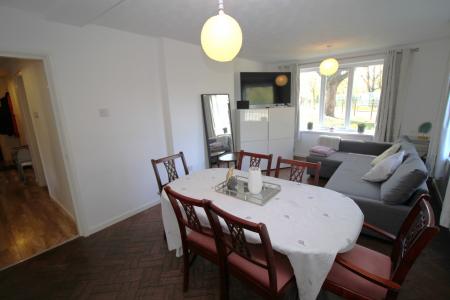 3 bedroom Apartment for sale in Lockett Gardens, Salford, M3
