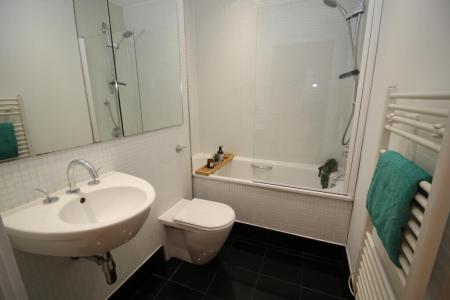 1 bedroom Flat to let in No. 1 Deansgate, Manchester, M3