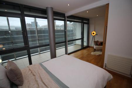 1 bedroom Flat to let in No. 1 Deansgate, Manchester, M3
