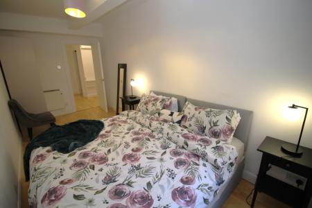 2 bedroom Flat to let in 19 Dickinson Street, Manchester, M1