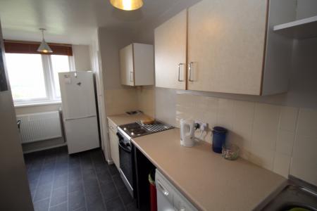 2 bedroom Flat to let in Change Way, Salford, M3