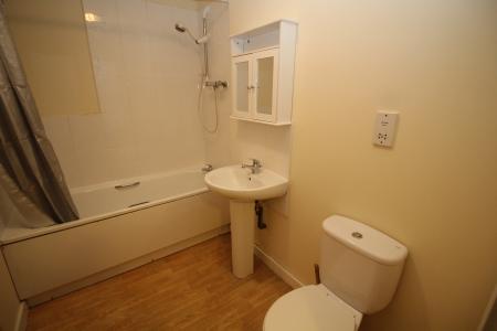 2 bedroom Flat to let in 71 Boundary Lane, Manchester, M15
