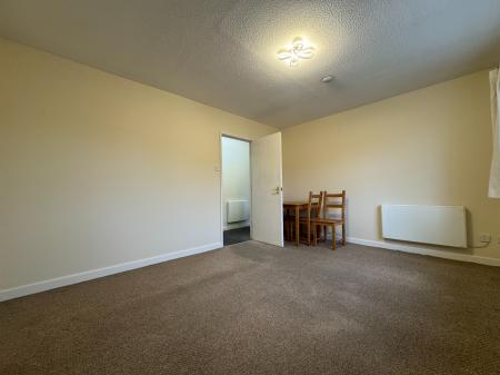 2 bedroom Flat for sale in Georgette Drive, Salford, M3