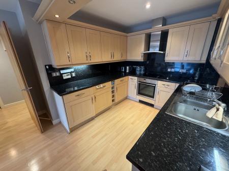 2 bedroom Flat for sale in The Quays, Salford Quays, Salford, M50