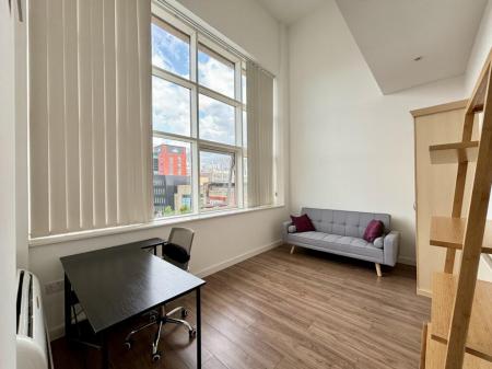 2 bedroom Apartment for sale in The Quays, Salford Quays, Salford, M50